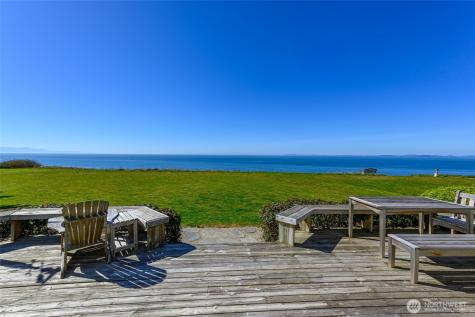 1889 West Beach Road Oak Harbor WA 98277