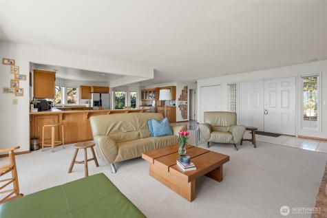 1889 West Beach Road Oak Harbor WA 98277