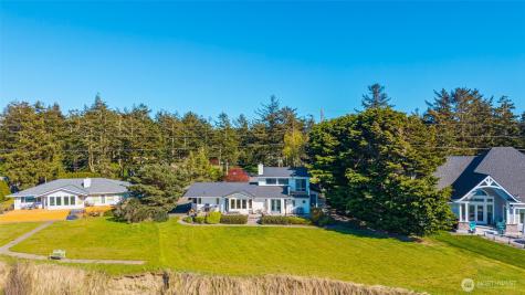1889 West Beach Road Oak Harbor WA 98277