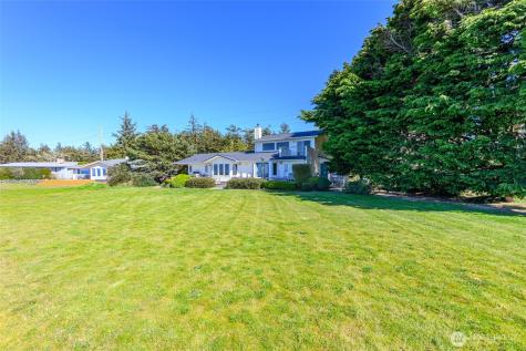 1889 West Beach Road Oak Harbor WA 98277