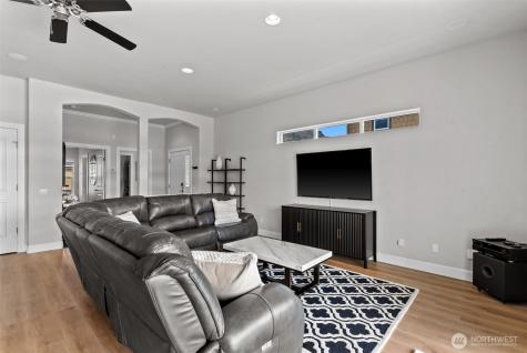 23496 Sunserra Loop NW Quincy WA 98848