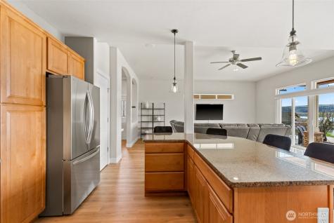 23496 Sunserra Loop NW Quincy WA 98848