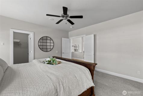 23496 Sunserra Loop NW Quincy WA 98848