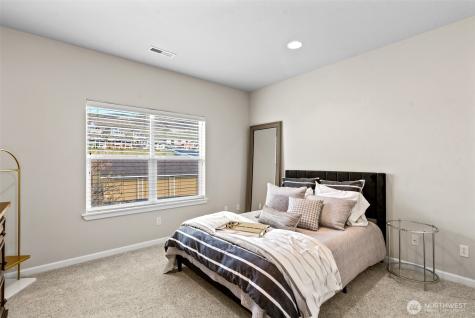 23496 Sunserra Loop NW Quincy WA 98848