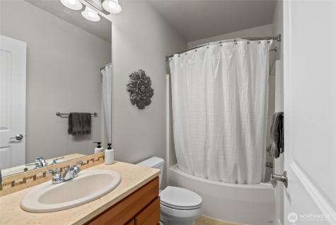 23496 Sunserra Loop NW Quincy WA 98848