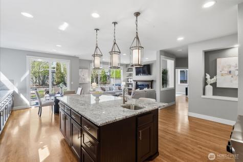 27260 SE 19th Place Sammamish WA 98075