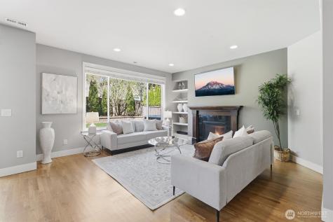 27260 SE 19th Place Sammamish WA 98075