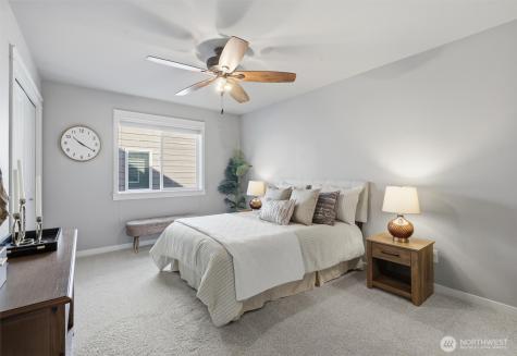 27260 SE 19th Place Sammamish WA 98075