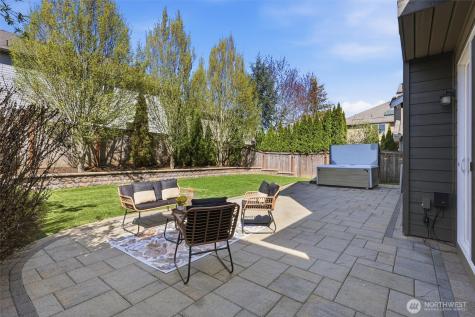 27260 SE 19th Place Sammamish WA 98075