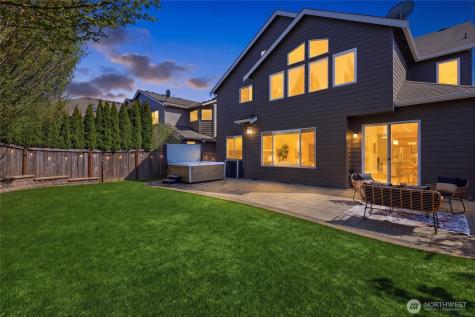 27260 SE 19th Place Sammamish WA 98075