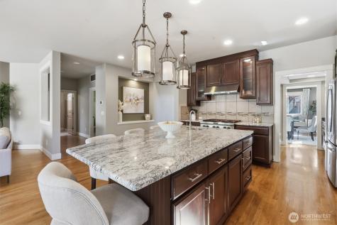 27260 SE 19th Place Sammamish WA 98075