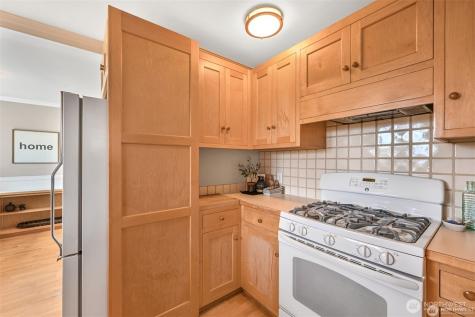 809 12th Street Bellingham WA 98225