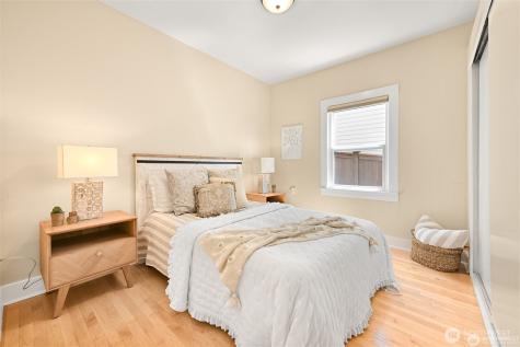 809 12th Street Bellingham WA 98225