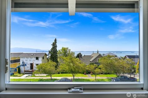 809 12th Street Bellingham WA 98225