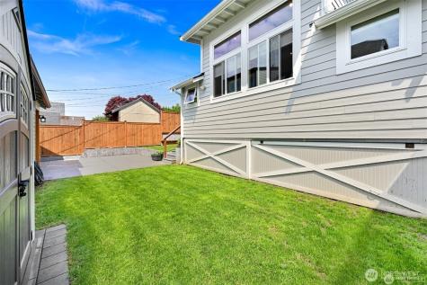809 12th Street Bellingham WA 98225