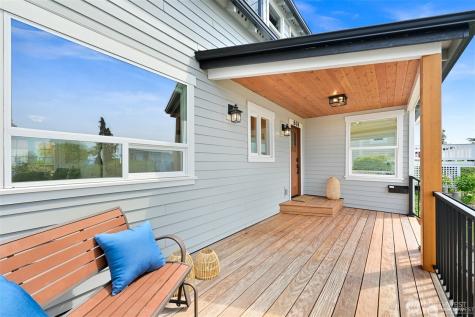 809 12th Street Bellingham WA 98225