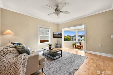 809 12th Street Bellingham WA 98225