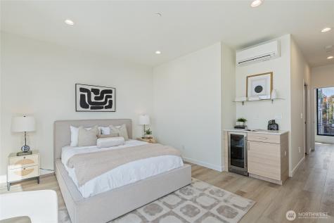 11231 Greenwood Avenue N Seattle WA 98133