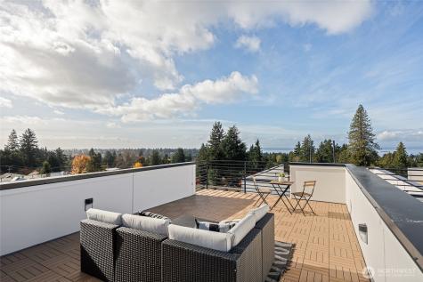 11231 Greenwood Avenue N Seattle WA 98133