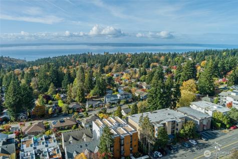 11231 Greenwood Avenue N Seattle WA 98133