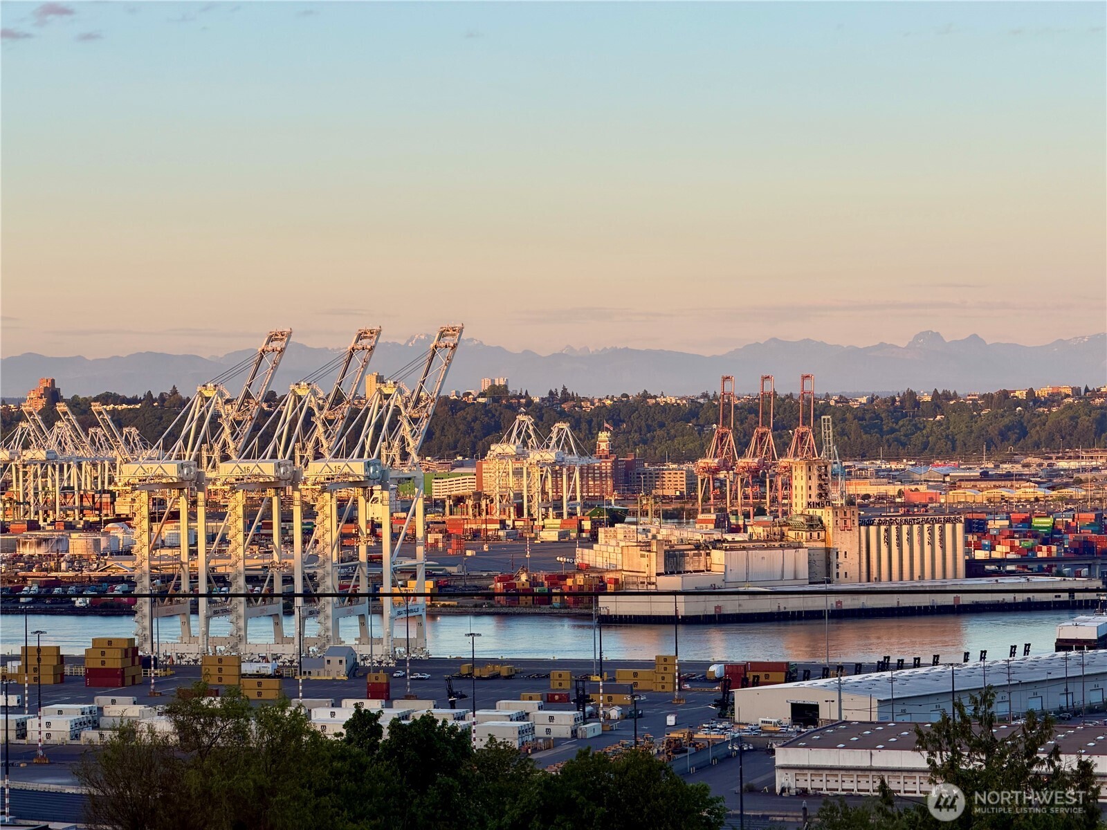3402 SW Spokane Street Seattle WA 98126