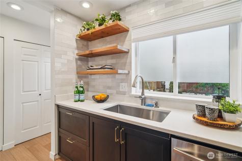 127 25th Avenue E Seattle WA 98112