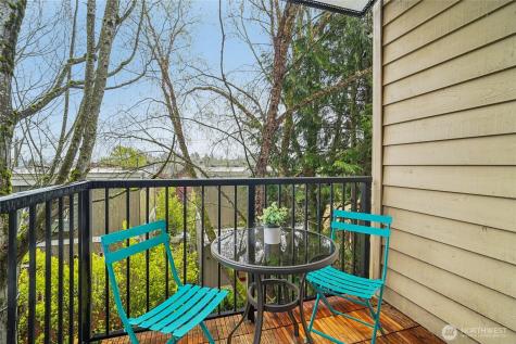 127 25th Avenue E Seattle WA 98112