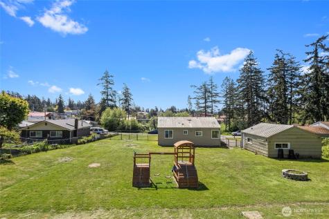 544 NE Easy Street Oak Harbor WA 98277