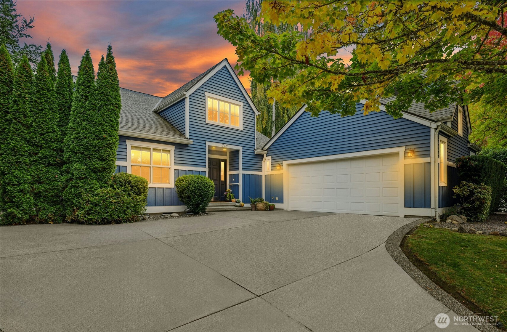 747 Village Circle NW Bainbridge Island WA 98110