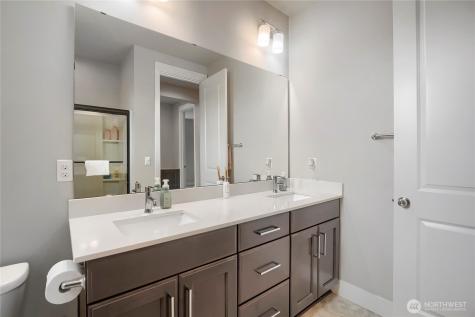 23641 SE 269th Court Maple Valley WA 98038