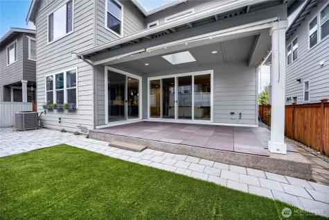 23641 SE 269th Court Maple Valley WA 98038