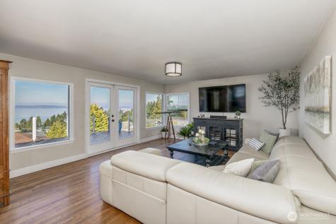 5037 33rd Avenue W Everett WA 98203