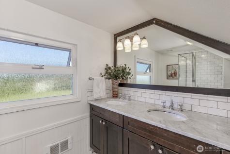 5037 33rd Avenue W Everett WA 98203