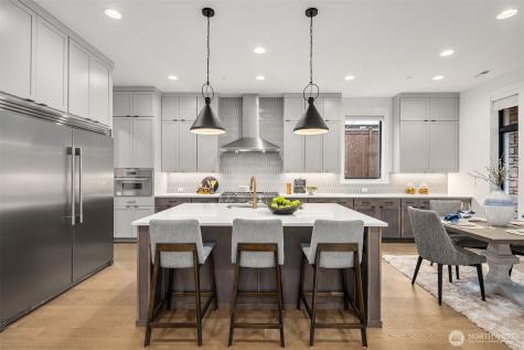 10609 NE 46th Kirkland WA 98033