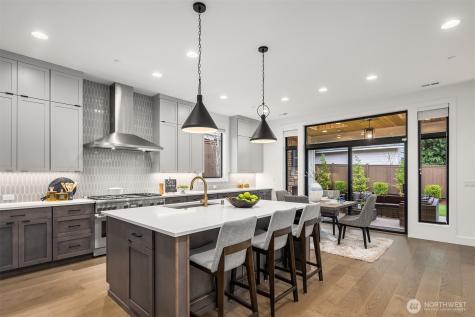 10609 NE 46th Kirkland WA 98033