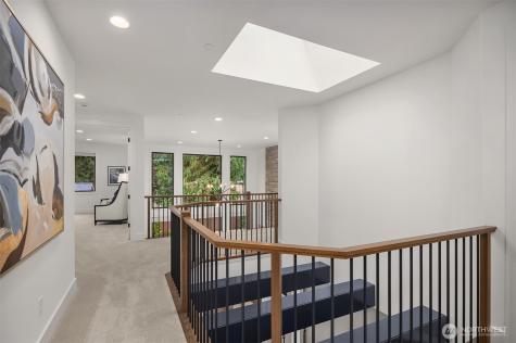 10609 NE 46th Kirkland WA 98033