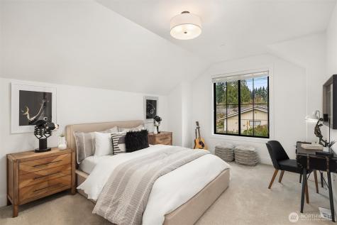 10609 NE 46th Kirkland WA 98033