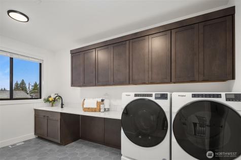 10609 NE 46th Kirkland WA 98033