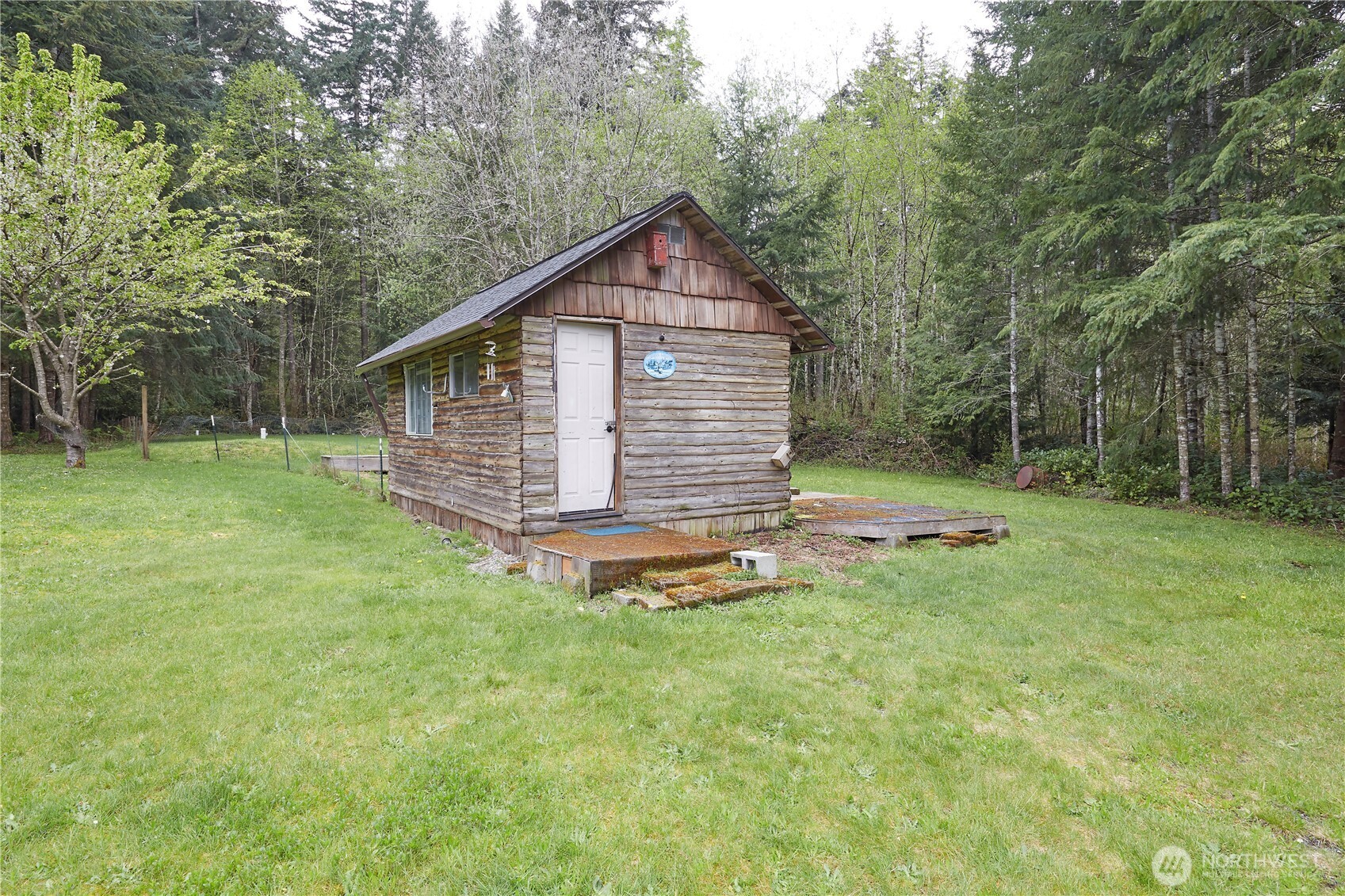 4909 SW Old Clifton Road Port Orchard WA 98367