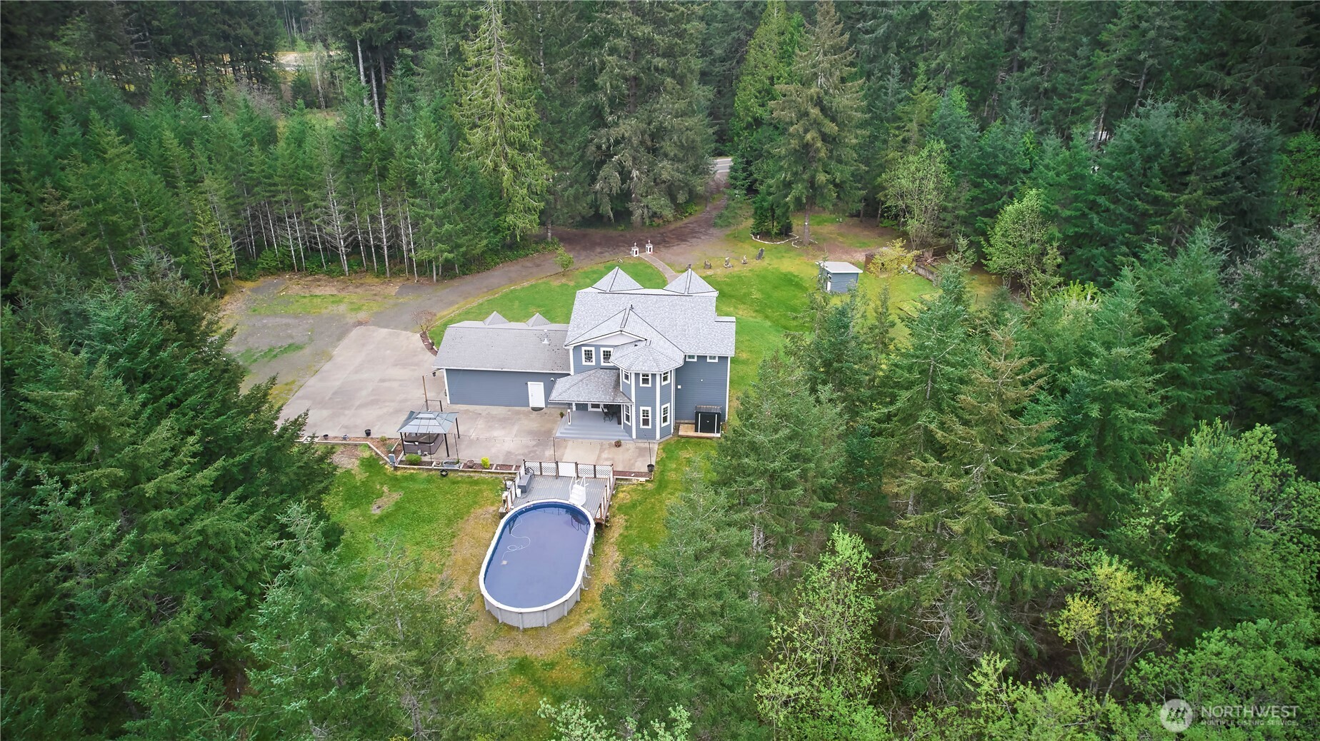 4909 SW Old Clifton Road Port Orchard WA 98367