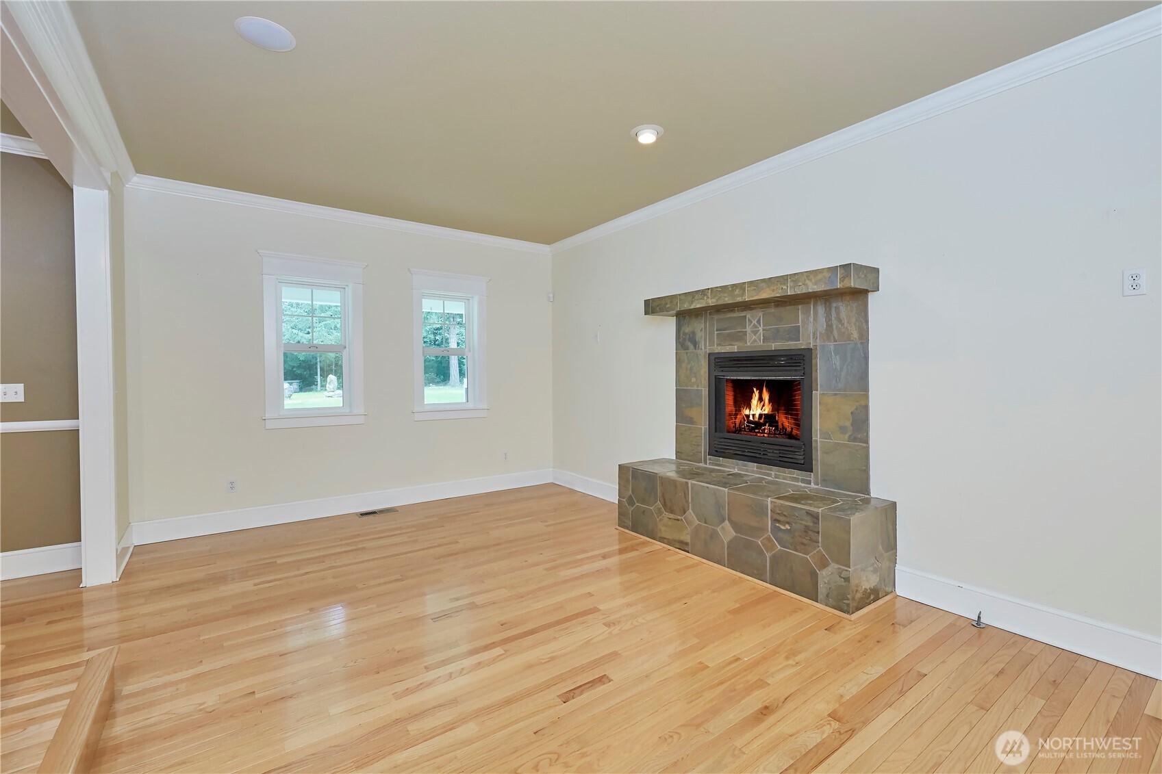 4909 SW Old Clifton Road Port Orchard WA 98367