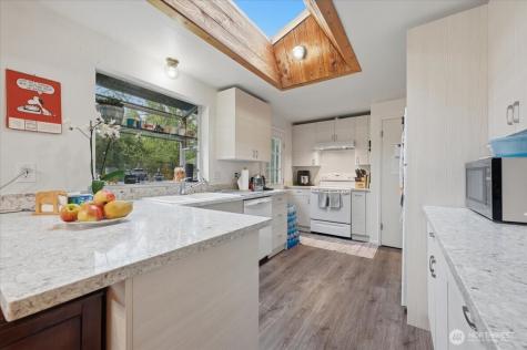 4404 229th Place SW Mountlake Terrace WA 98043