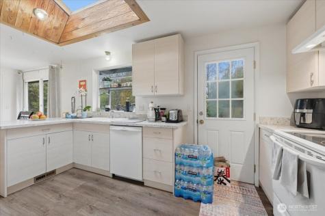 4404 229th Place SW Mountlake Terrace WA 98043
