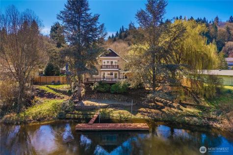 11028 E Riverside Drive Bothell WA 98011