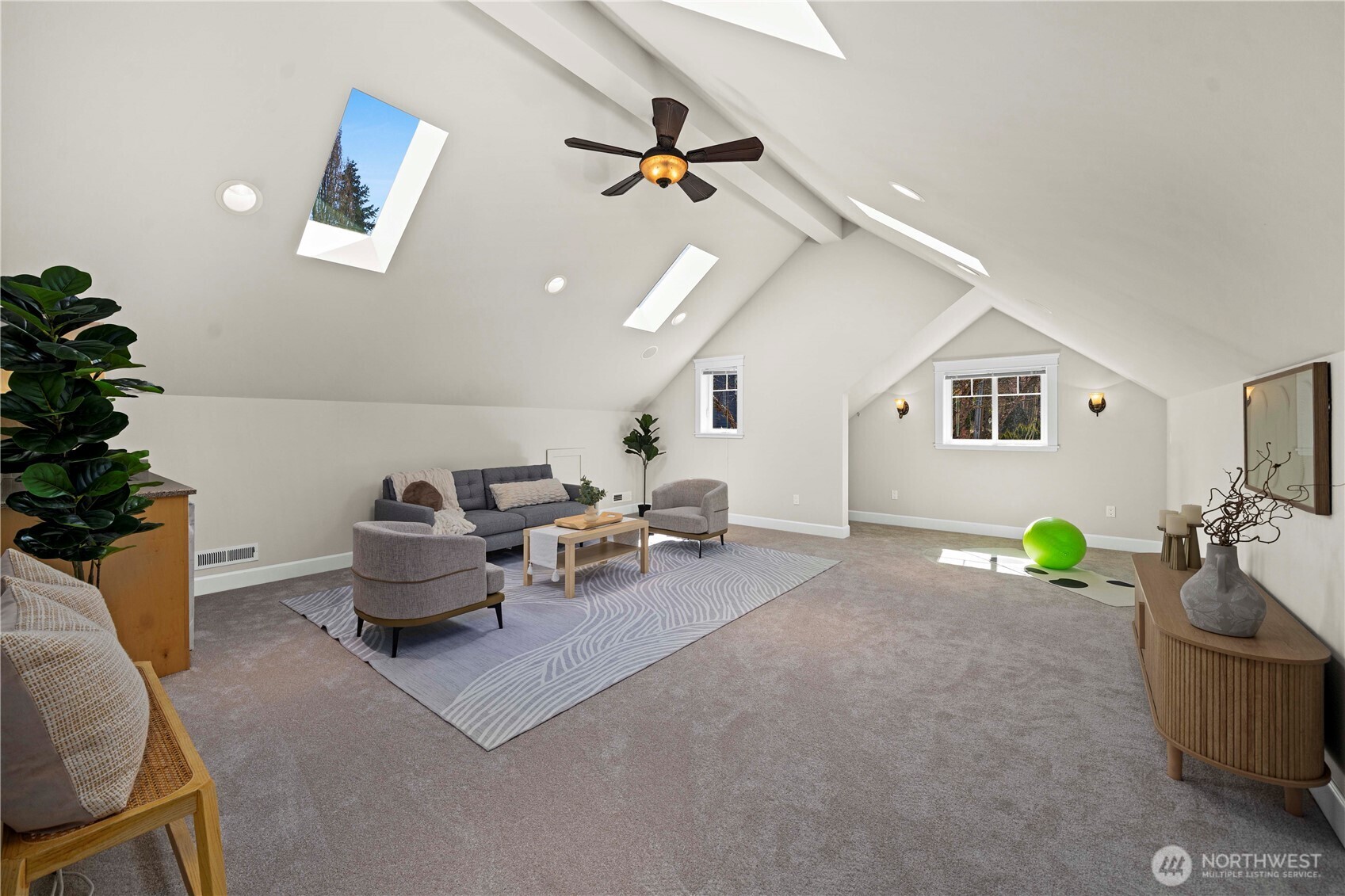 11028 E Riverside Drive Bothell WA 98011