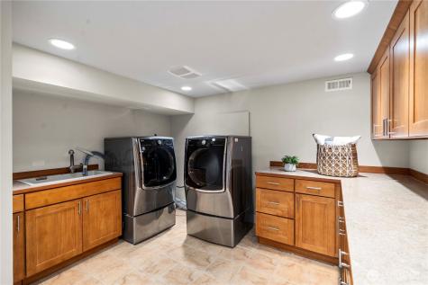 11028 E Riverside Drive Bothell WA 98011