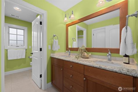 2727 E Lake Sammamish Parkway NE Sammamish WA 98074