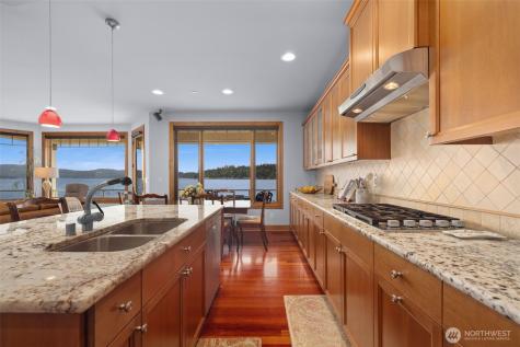 2727 E Lake Sammamish Parkway NE Sammamish WA 98074
