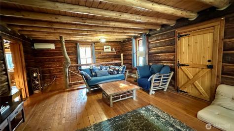 132 Twin Lakes Road Winthrop WA 98862