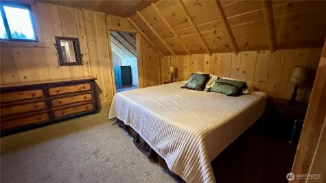 132 Twin Lakes Road Winthrop WA 98862